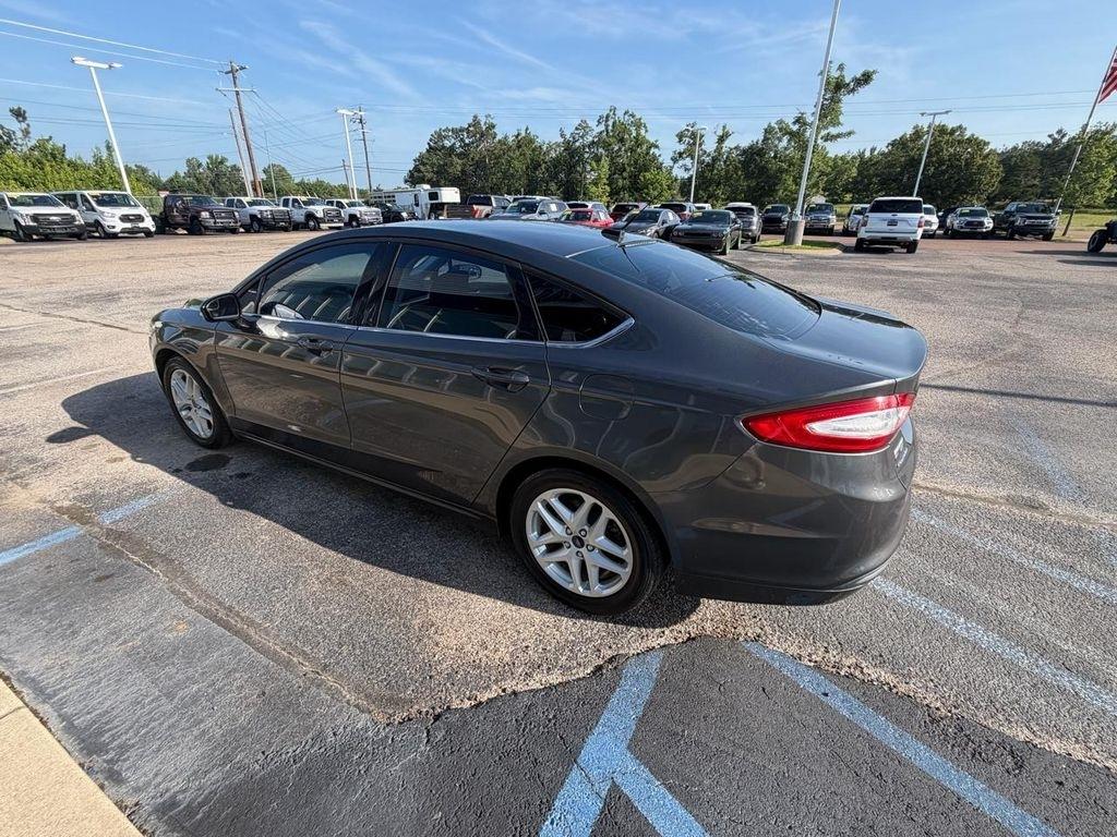 Ford Fusion 4dr Sdn SE FWD 2015