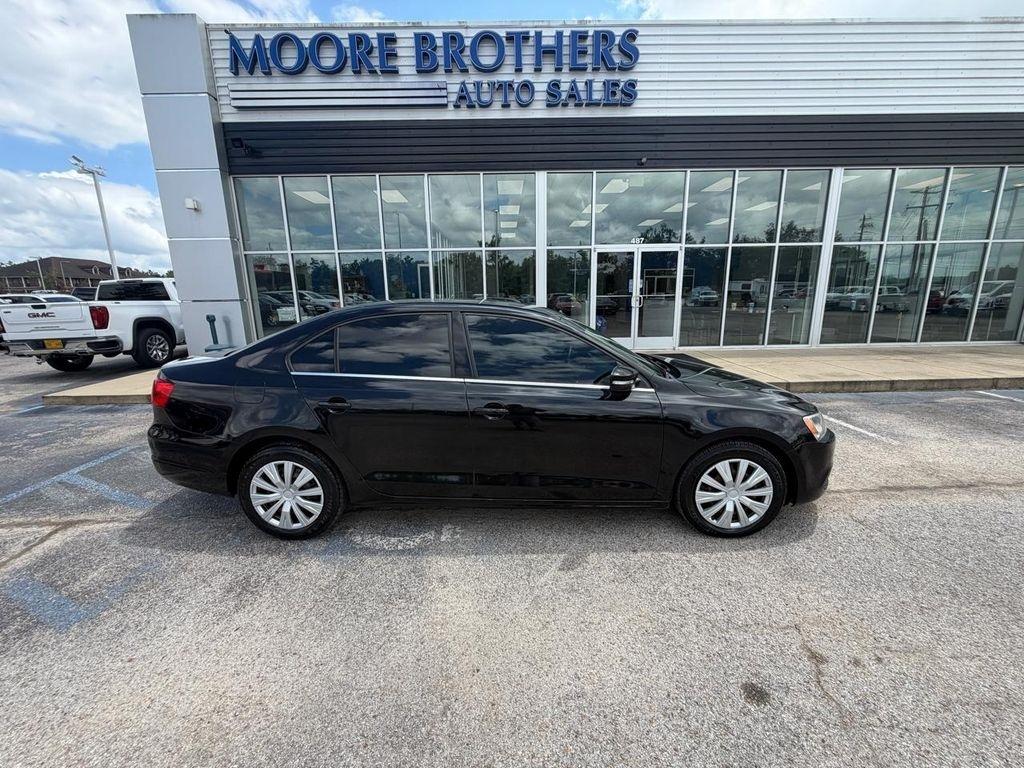 Volkswagen Jetta Sedan 4dr Auto SE PZEV 2013