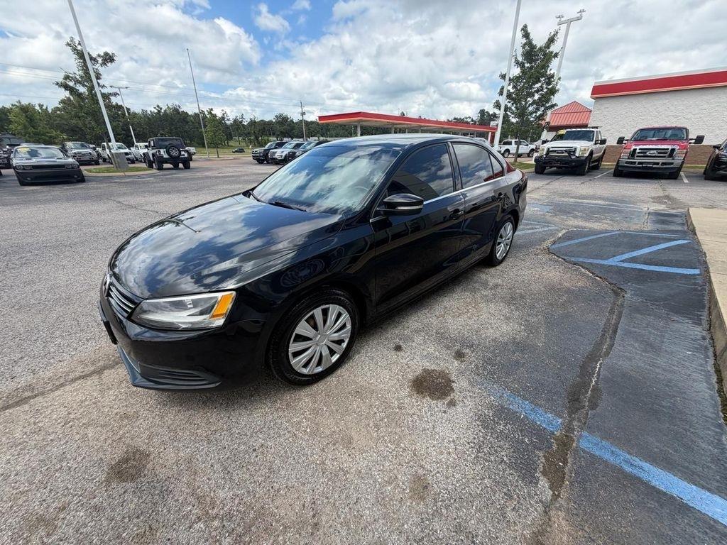 Volkswagen Jetta Sedan 4dr Auto SE PZEV 2013