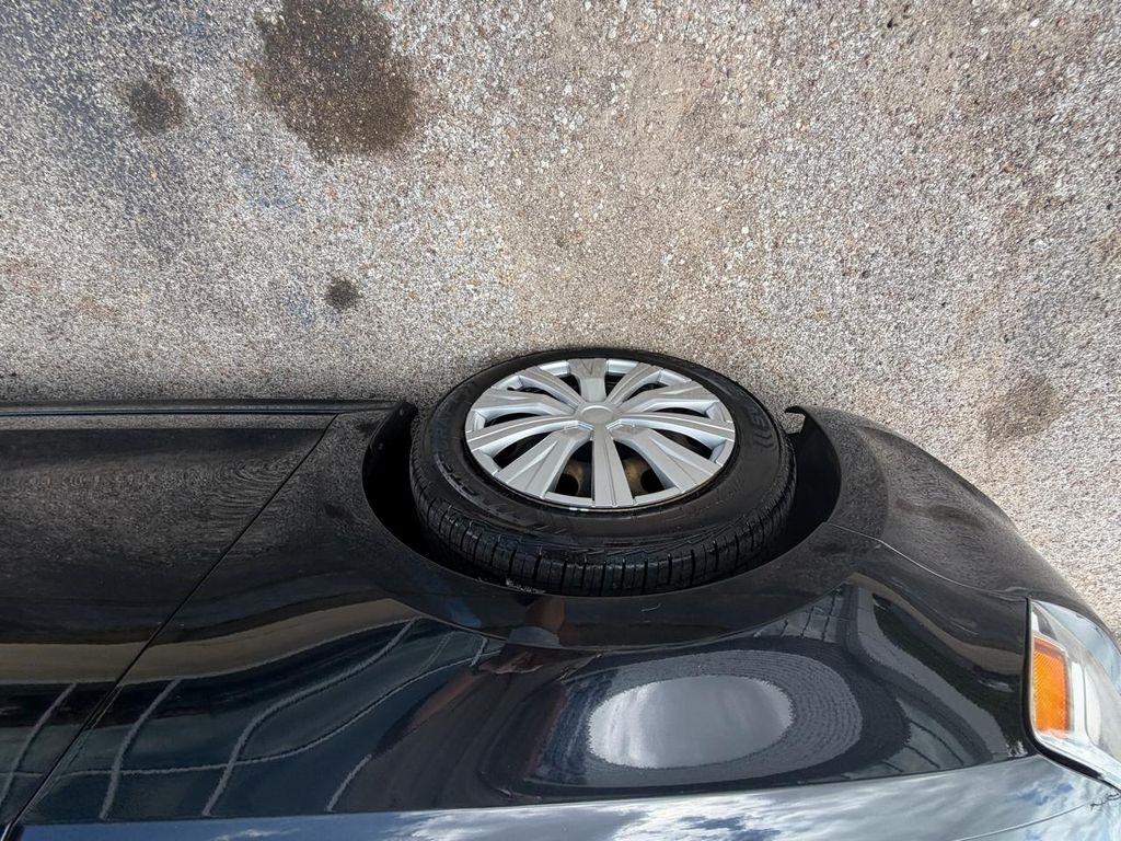 Volkswagen Jetta Sedan 4dr Auto SE PZEV 2013