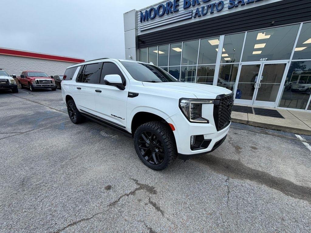 GMC Yukon XL 4WD 4dr Denali 2022