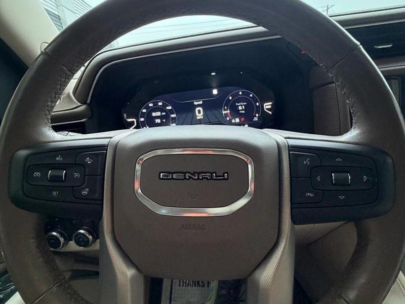 GMC Yukon XL 4WD 4dr Denali 2022