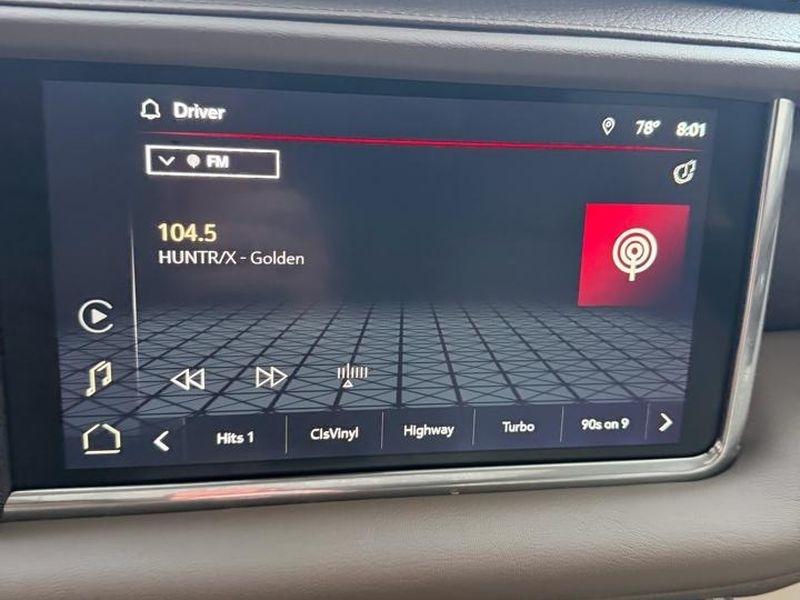GMC Yukon XL 4WD 4dr Denali 2022