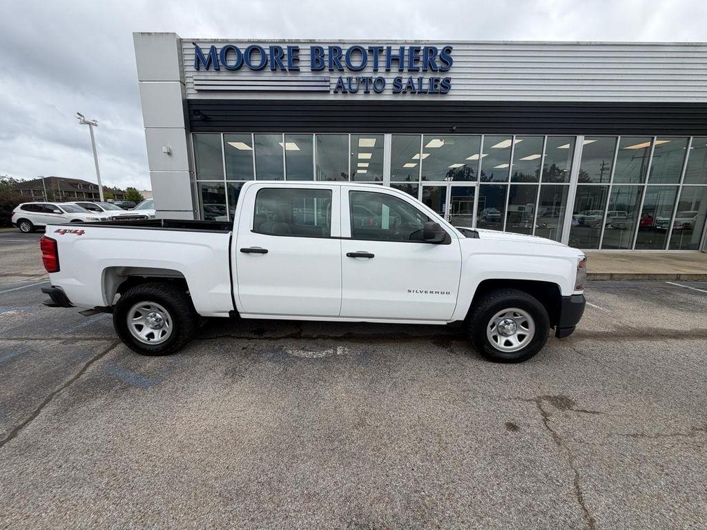 2018 Chevrolet Silverado 1500 4WD Crew Cab 143.5" Work Truck