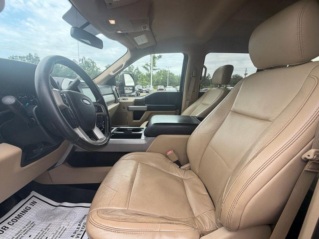 Ford Super Duty F-250 SRW Lariat 4WD Crew Cab 8' Box 2019