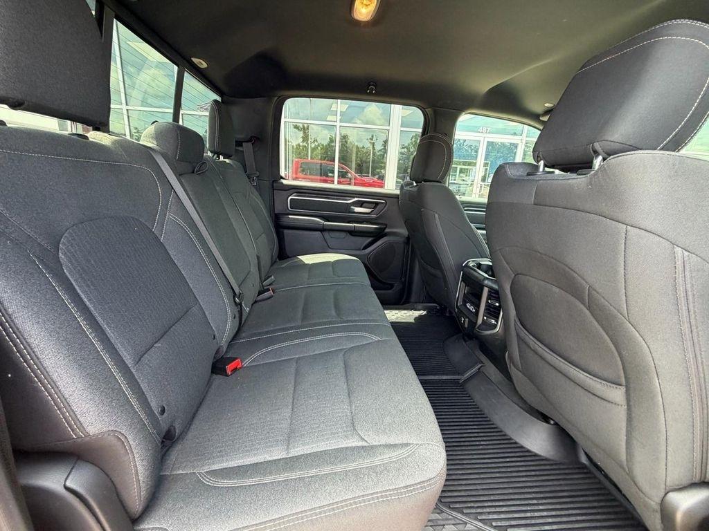 RAM 1500 Big Horn/Lone Star 4x4 Crew Cab 5'7" Box 2019