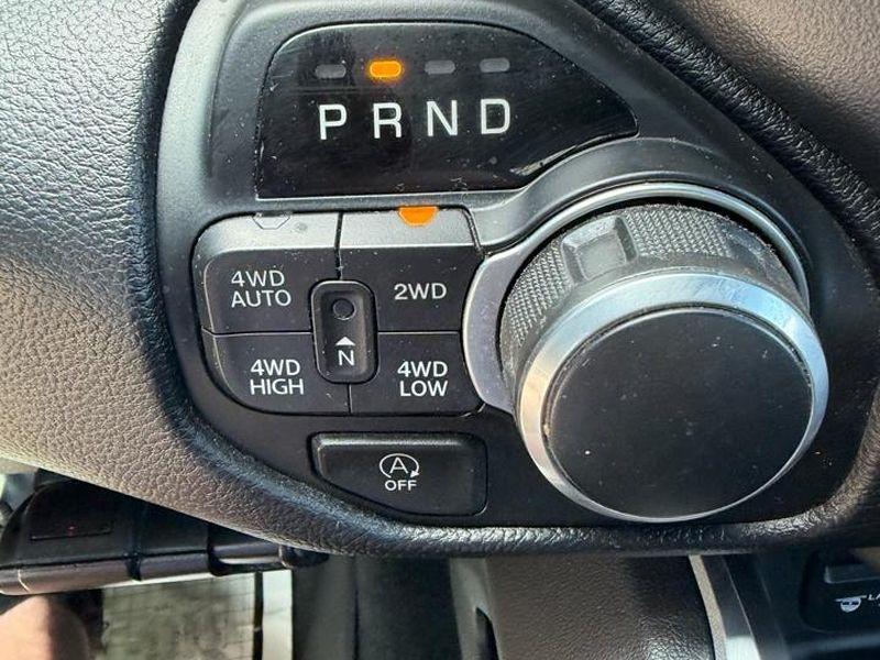 RAM 1500 Big Horn/Lone Star 4x4 Crew Cab 5'7" Box 2019