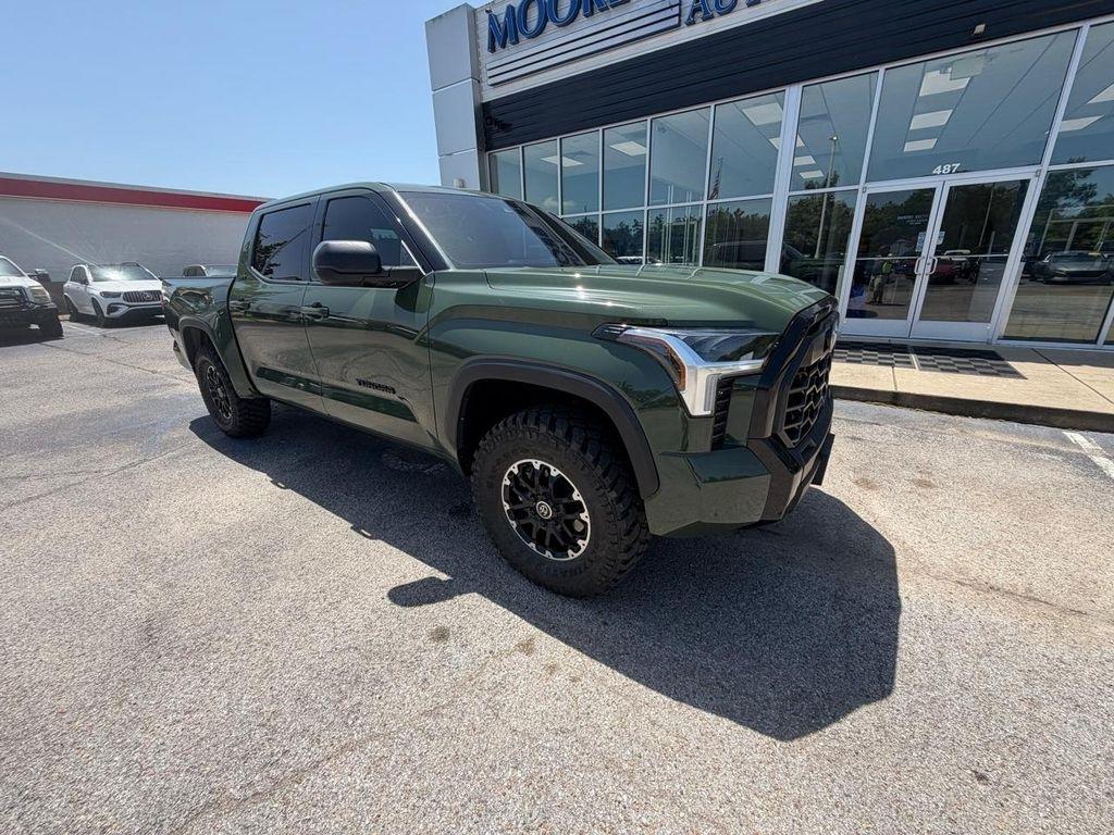 Toyota Tundra 4WD SR5 CrewMax 5.5' Bed (Natl) 2022