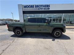 2022 Toyota Tundra 4WD 