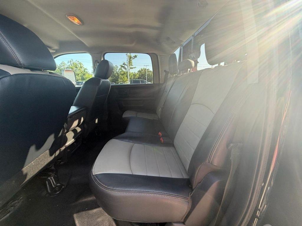 RAM 3500 4WD Crew Cab 172" WB 60" CA ST 2012