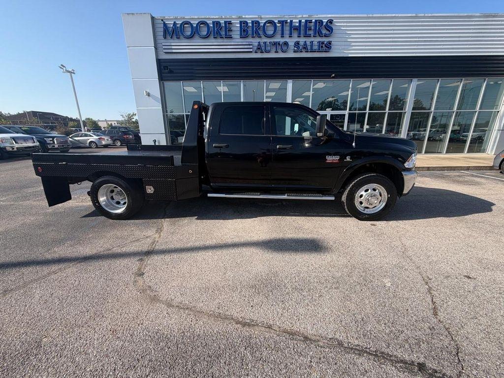 2012 RAM 3500 4WD Crew Cab 172" WB 60" CA ST