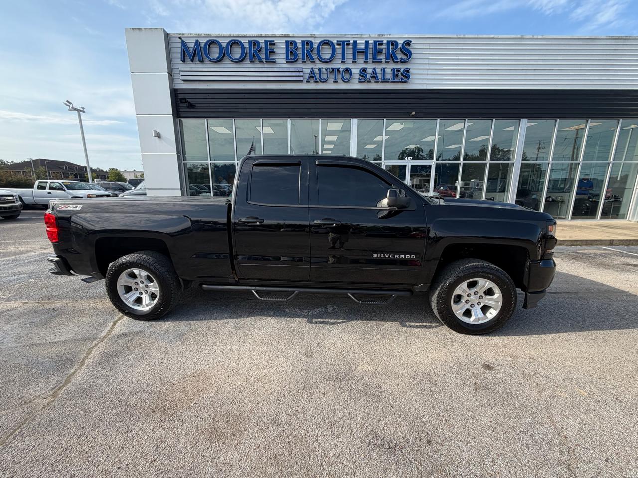 2017 Chevrolet Silverado 1500 4WD Double Cab 143.5" LT w/2LT