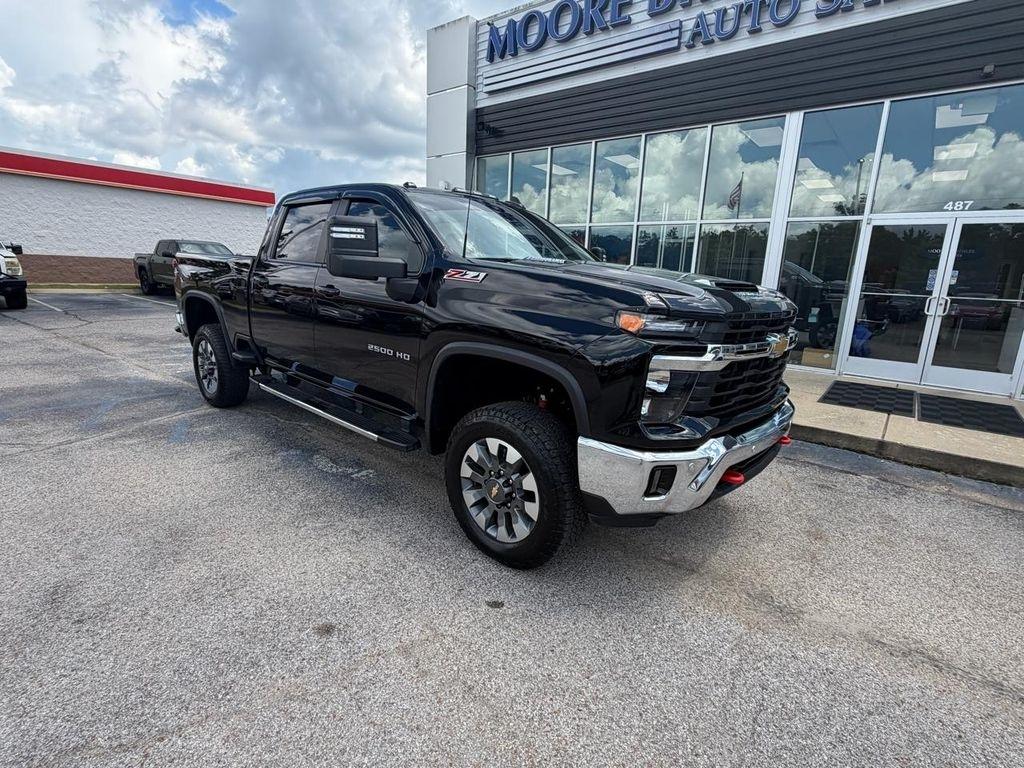 Chevrolet Silverado 2500HD 4WD Crew Cab 159" LT 2025