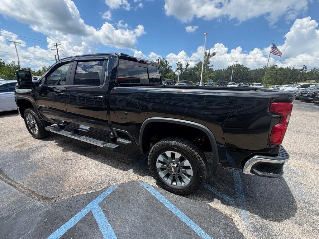 Chevrolet Silverado 2500HD 4WD Crew Cab 159" LT 2025