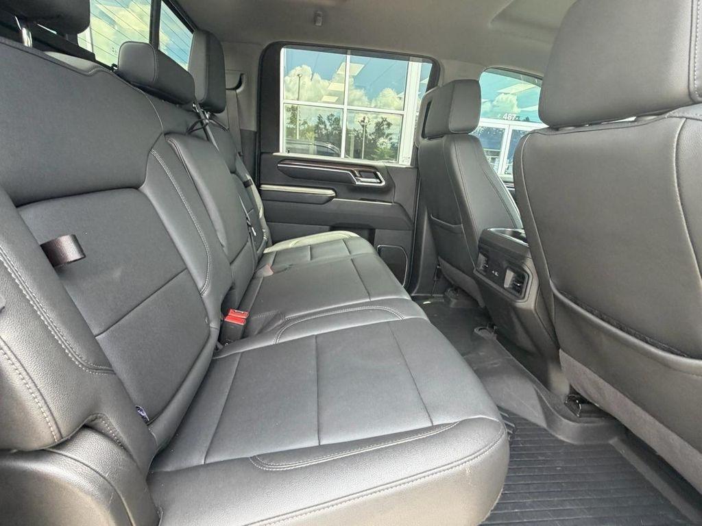 Chevrolet Silverado 2500HD 4WD Crew Cab 159" LT 2025