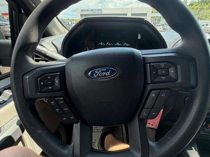 Ford F-150 XL SuperCab 6.5-ft. Bed 4WD 2017