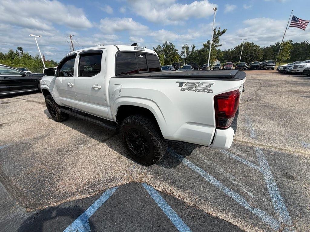 Toyota Tacoma 4WD TRD Off Road Double Cab 5' Bed V6 MT (Natl) 2022