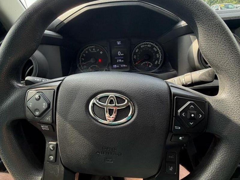Toyota Tacoma 4WD TRD Off Road Double Cab 5' Bed V6 MT (Natl) 2022