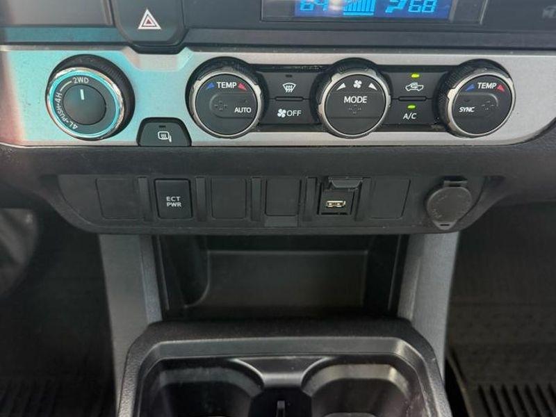 Toyota Tacoma 4WD TRD Off Road Double Cab 5' Bed V6 MT (Natl) 2022