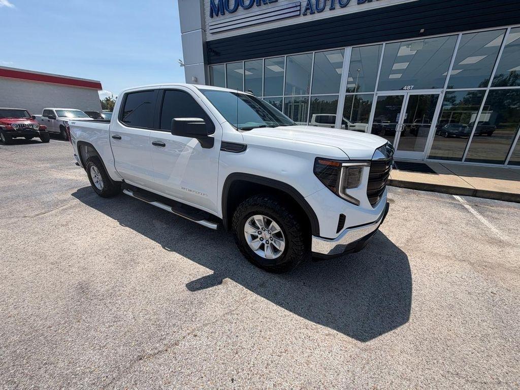 GMC Sierra 1500 4WD Crew Cab 147" Pro 2022