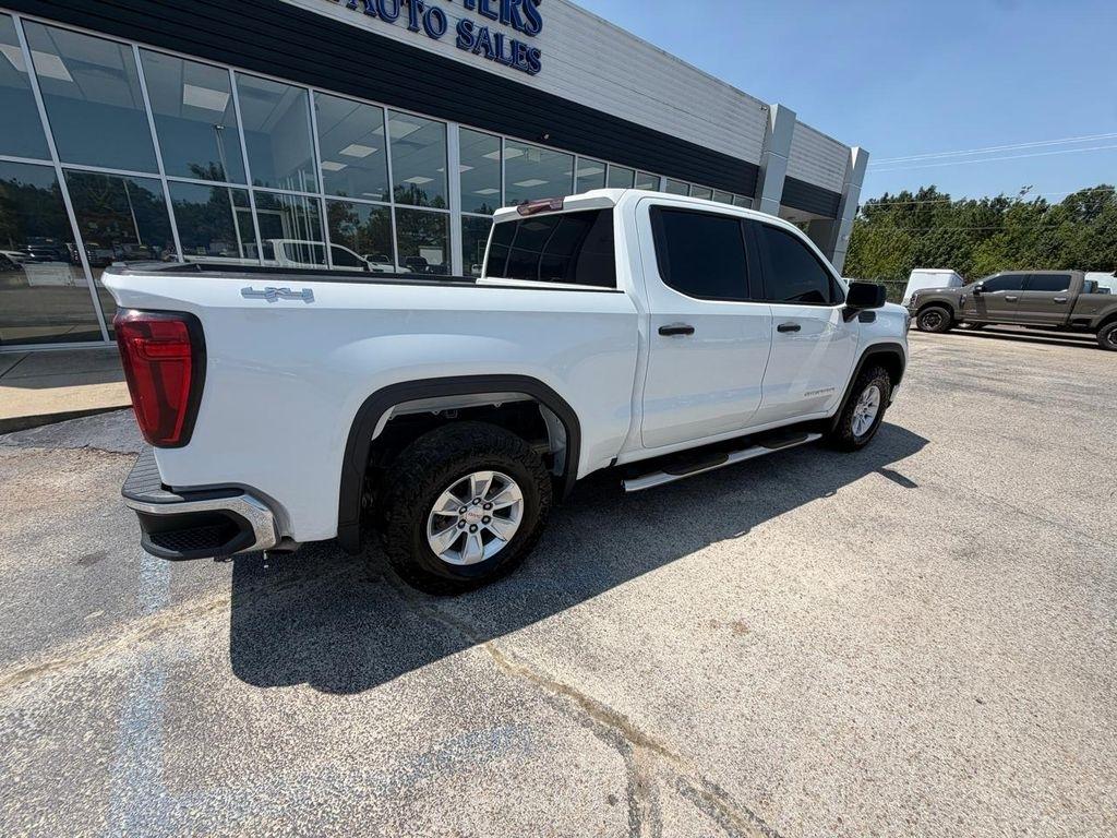GMC Sierra 1500 4WD Crew Cab 147" Pro 2022