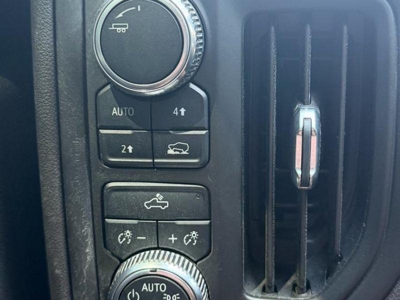 GMC Sierra 1500 4WD Crew Cab 147" Pro 2022