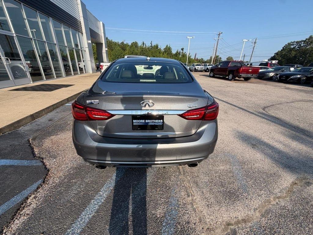 Infiniti Q50 3.0t LUXE AWD 2020