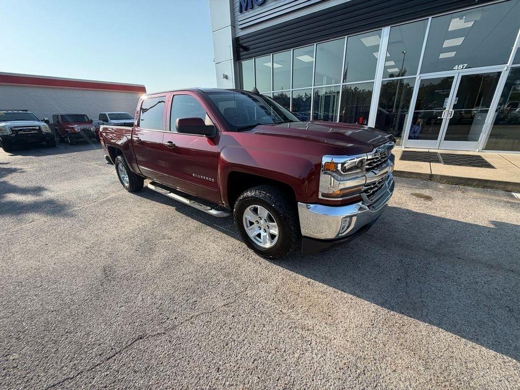 Chevrolet Silverado 1500 2WD Crew Cab 143.5" LT w/1LT 2017