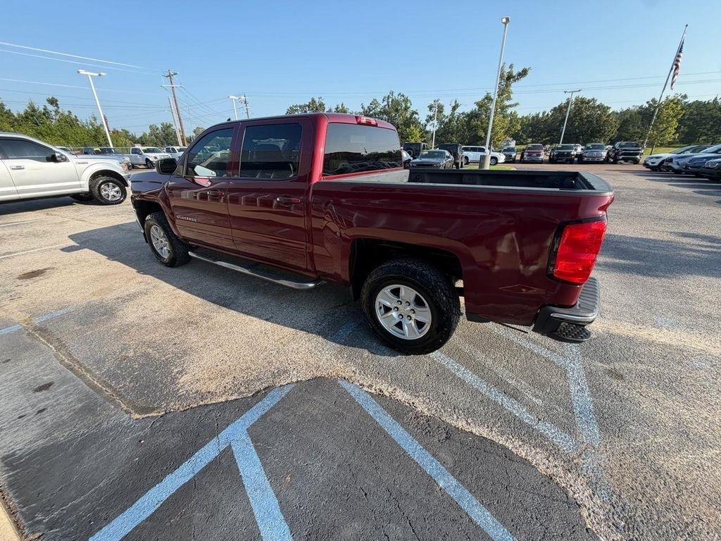 Chevrolet Silverado 1500 2WD Crew Cab 143.5" LT w/1LT 2017