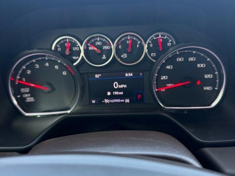 Chevrolet Tahoe 4WD 4dr Z71 2021