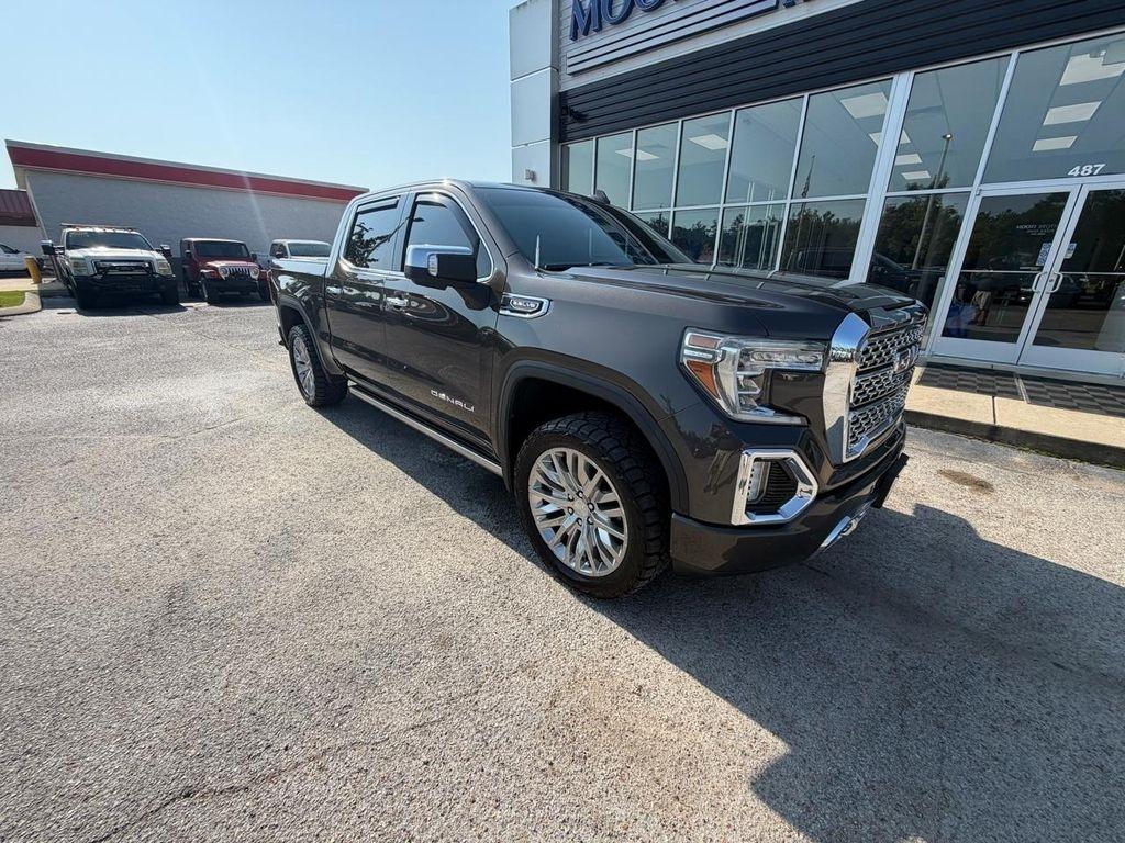 GMC Sierra 1500 4WD Crew Cab 147" Denali 2019