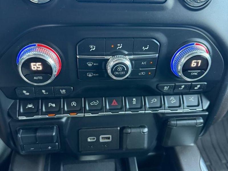 GMC Sierra 1500 4WD Crew Cab 147" Denali 2019