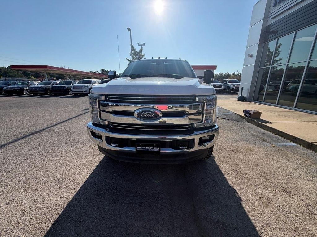 Ford Super Duty F-250 SRW Lariat 4WD Crew Cab 8' Box 2018