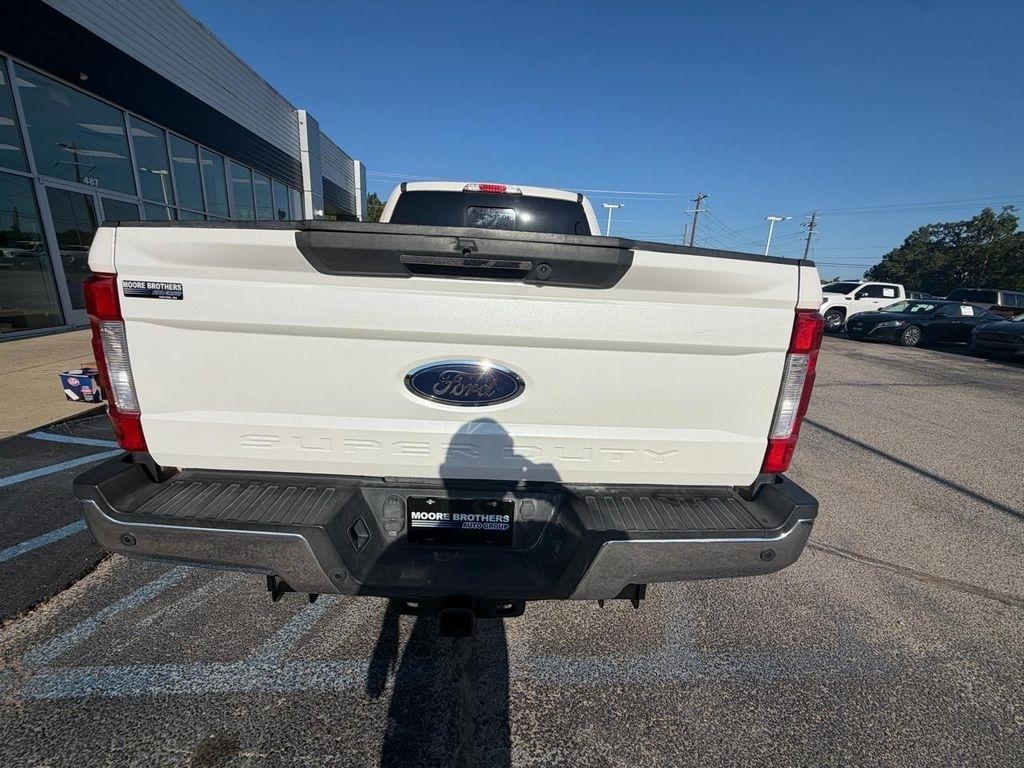 Ford Super Duty F-250 SRW Lariat 4WD Crew Cab 8' Box 2018