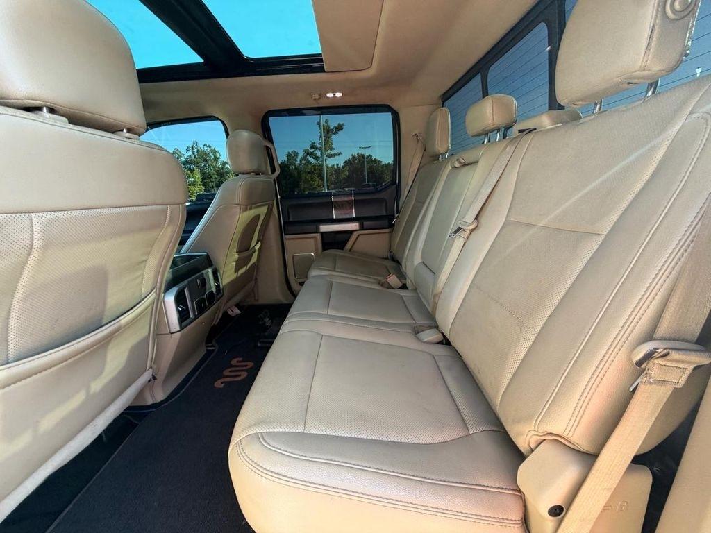Ford Super Duty F-250 SRW Lariat 4WD Crew Cab 8' Box 2018