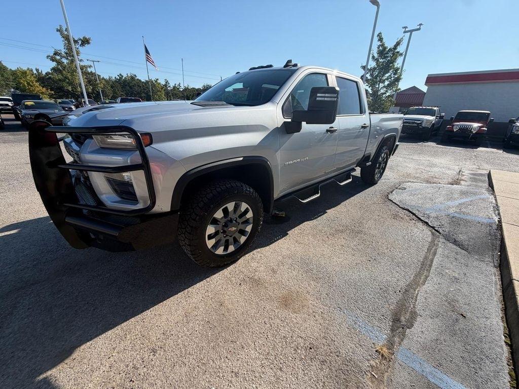 Chevrolet Silverado 2500HD 4WD Crew Cab 159" Custom 2022