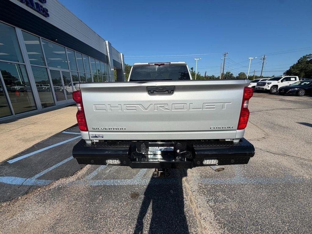 Chevrolet Silverado 2500HD 4WD Crew Cab 159" Custom 2022