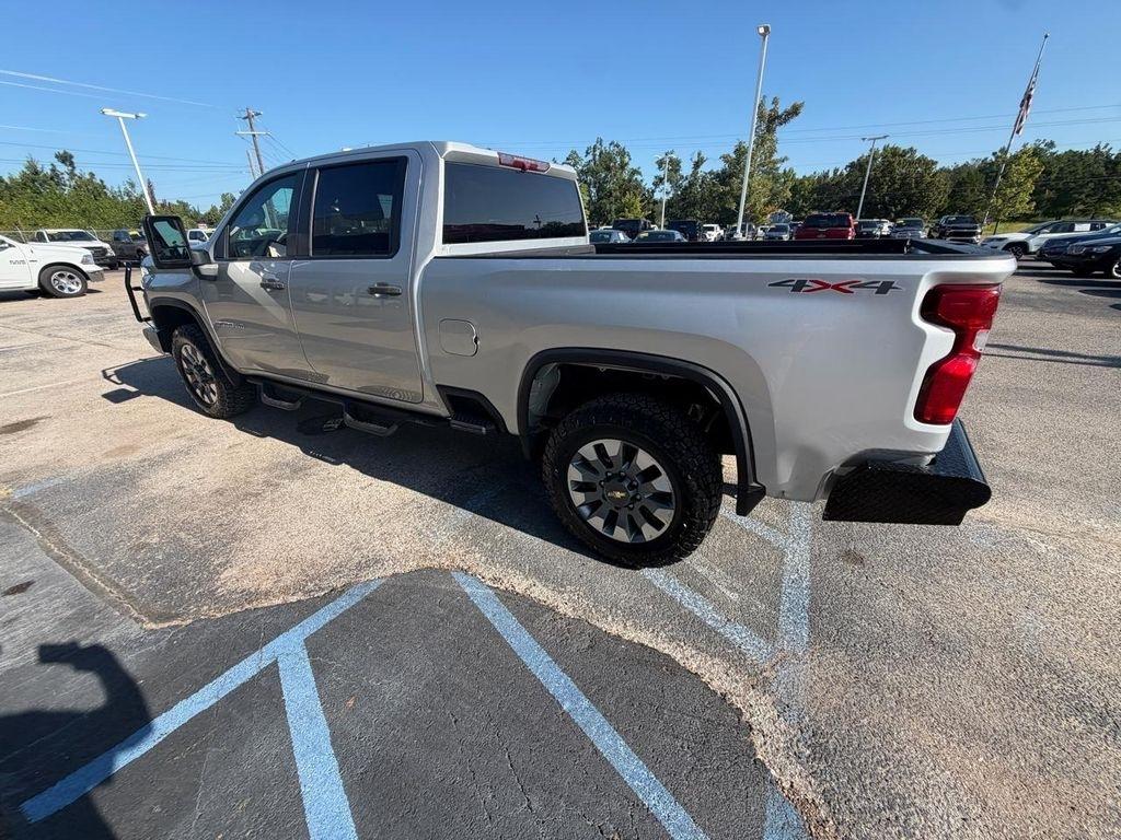 Chevrolet Silverado 2500HD 4WD Crew Cab 159" Custom 2022