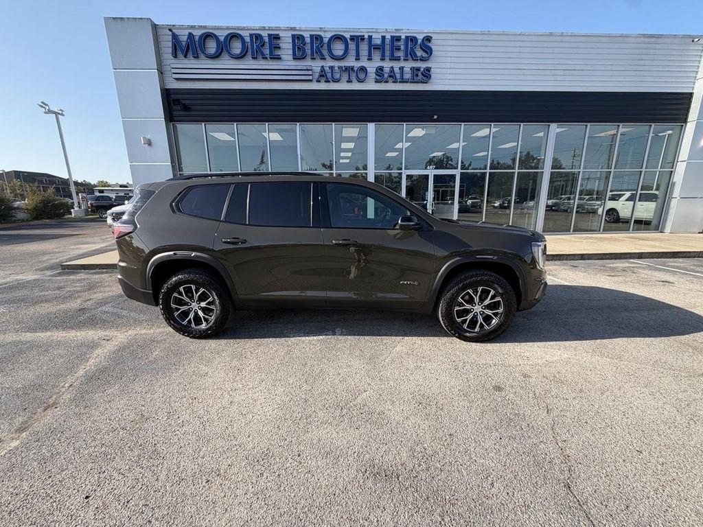 2024 GMC Acadia AWD 4dr AT4