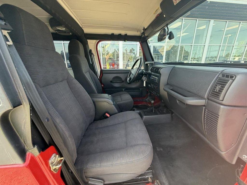 Jeep Wrangler 2dr Unlimited LWB 2004