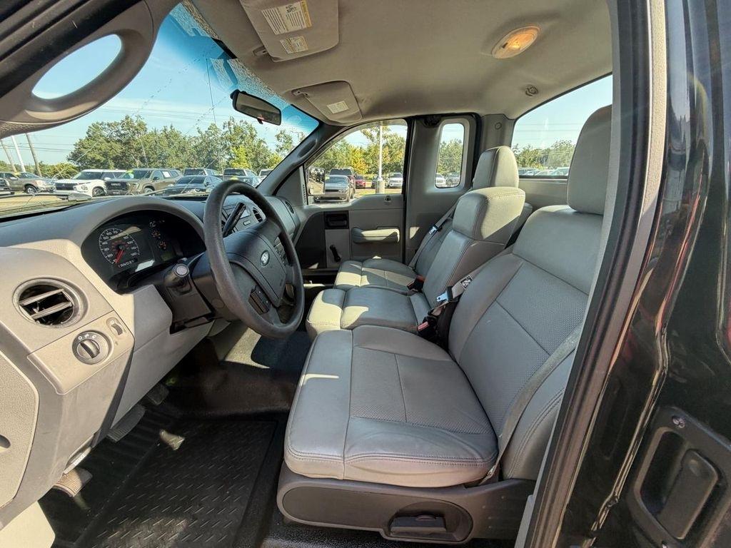 Ford F-150 2WD Reg Cab 126" XLT 2008