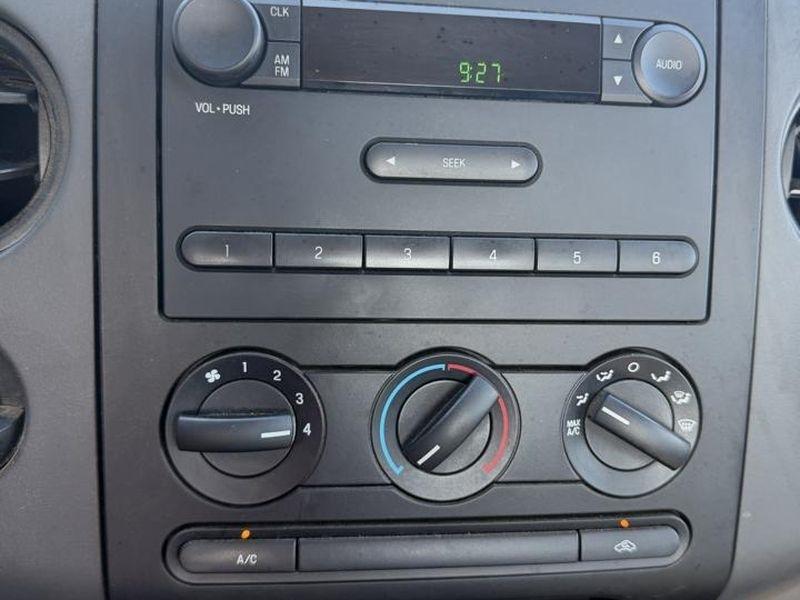 Ford F-150 2WD Reg Cab 126" XLT 2008