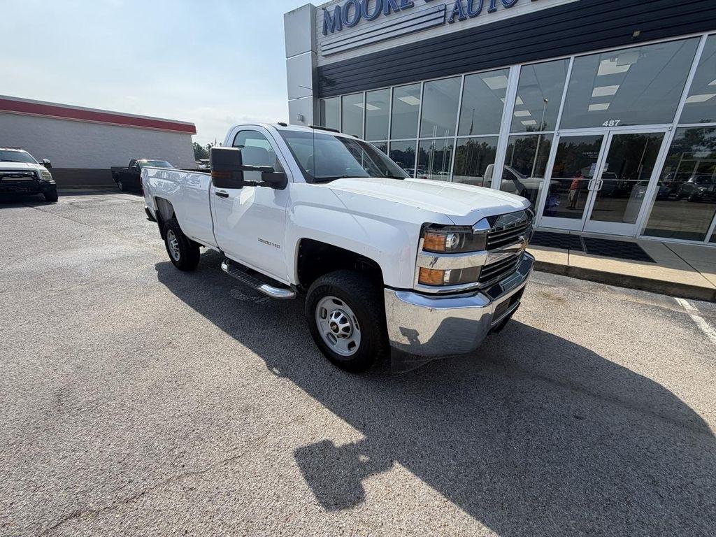 Chevrolet Silverado 2500HD 2WD Reg Cab 133.6" Work Truck 2016