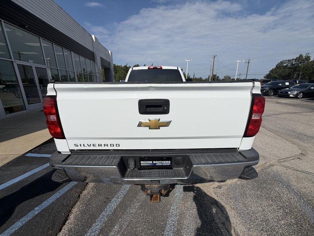 Chevrolet Silverado 2500HD 2WD Reg Cab 133.6" Work Truck 2016