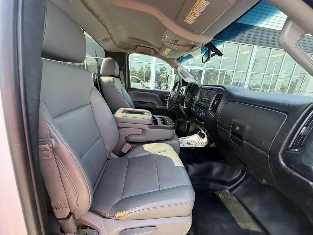Chevrolet Silverado 2500HD 2WD Reg Cab 133.6" Work Truck 2016