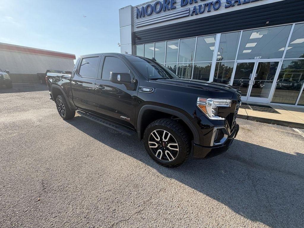 GMC Sierra 1500 Limited 4WD Crew Cab 147" AT4 2022
