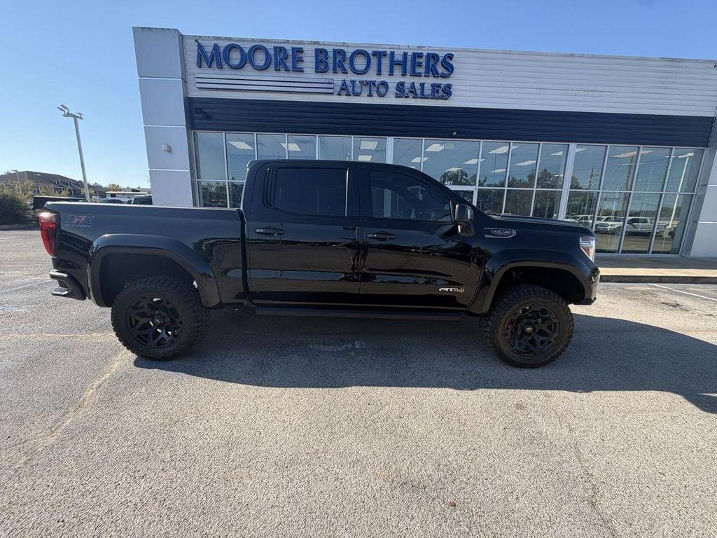 GMC Sierra 1500 4WD Crew Cab 147" AT4 2021