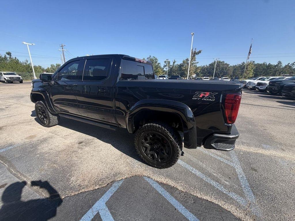 GMC Sierra 1500 4WD Crew Cab 147" AT4 2021