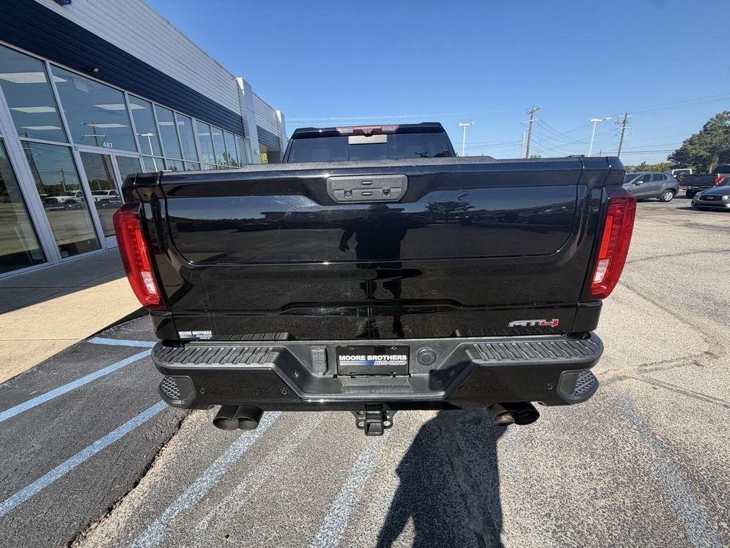 GMC Sierra 1500 4WD Crew Cab 147" AT4 2021