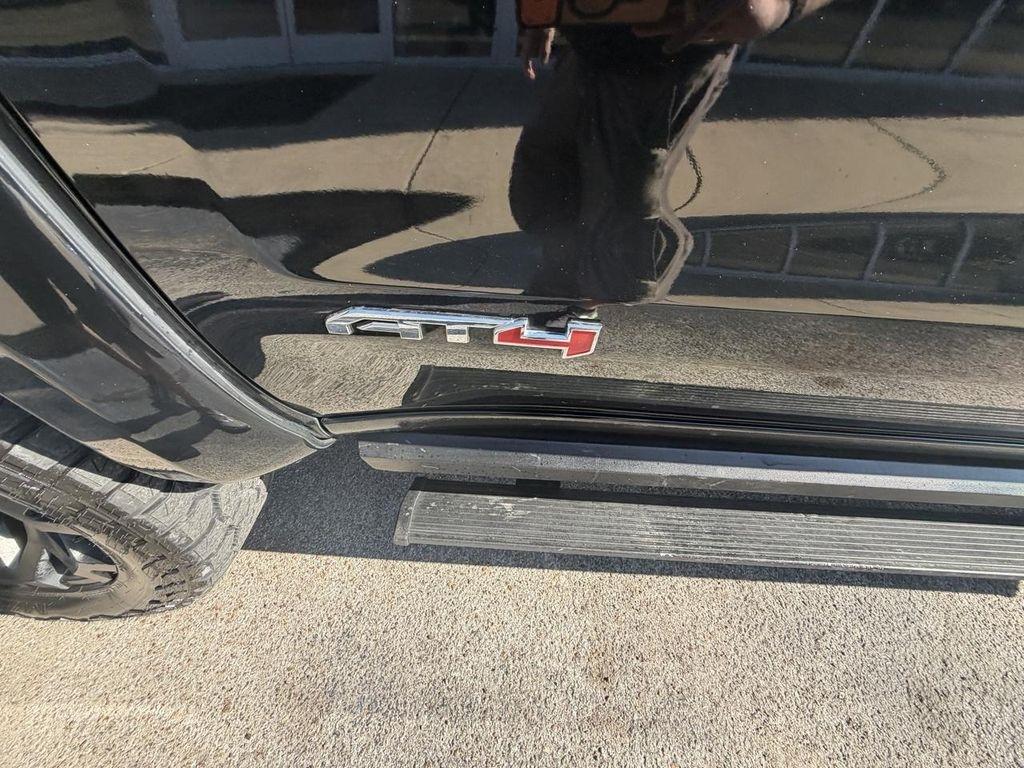 GMC Sierra 1500 4WD Crew Cab 147" AT4 2021